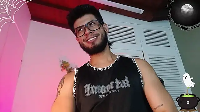 Snapshot of Colby_brown03 chatting on October 20, 7:51 pm Colby brown03 online show from October 20, 7:51 pm