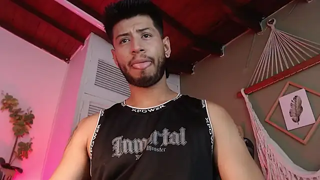 Snapshot of Colby_brown03 chatting on October 26, 9:06 pm Colby brown03 online show from October 26, 9:06 pm