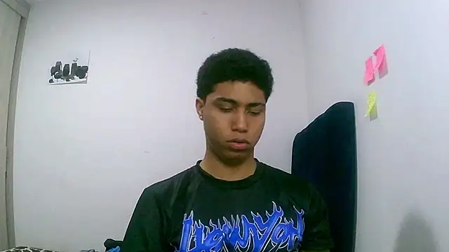 sexy diamante  online show from March 4, 4:08 am