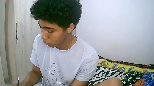 Snapshot of sexy_diamante_ chatting on October 26, 5:59 pm sexy diamante online show from October 26, 5:59 pm