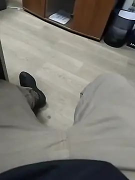 Alex444400 online show from April 3, 8:05 pm