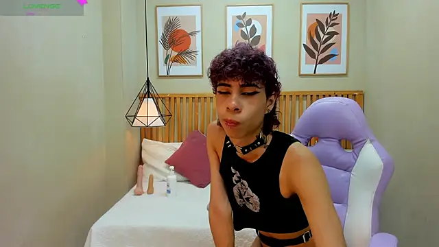 Snapshot of _Lemmon_ chatting on January 8, 3:50 pm Lemmon online show from January 8, 3:50 pm