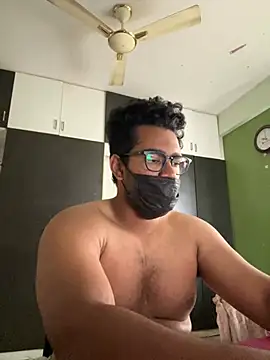 chocolateboy003 online show from January 6, 4:47 am