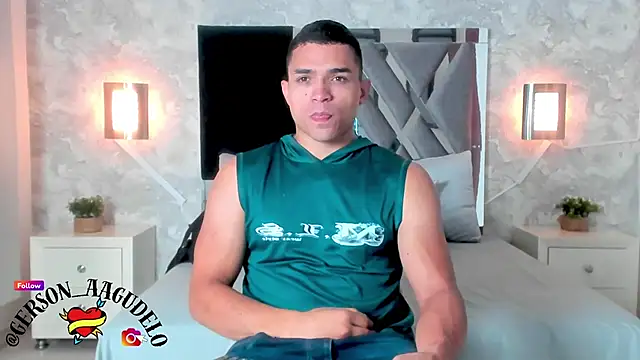 Snapshot of gerson_zt chatting on March 15, 3:29 am gerson zt online show from March 15, 3:29 am