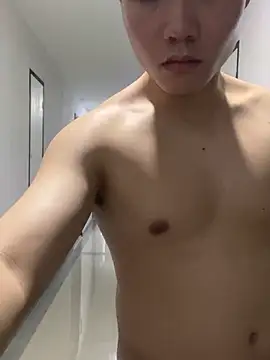 Snapshot of thehornyboyz chatting on February 19, 7:05 pm thehornyboyz online show from February 19, 7:05 pm