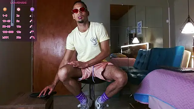 SonicJ25 online show from April 27, 2:08 am