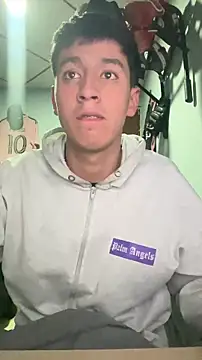 Stiven 017 online show from March 22, 2:27 am