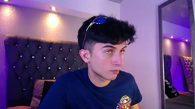 MrWilliseo online show from March 17, 8:00 pm