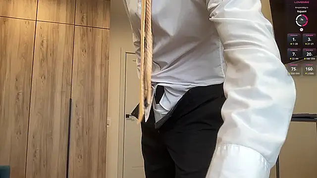 cute mark online show from March 6, 6:21 am