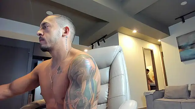 Maximo Marcelo online show from October 16, 11:46 pm