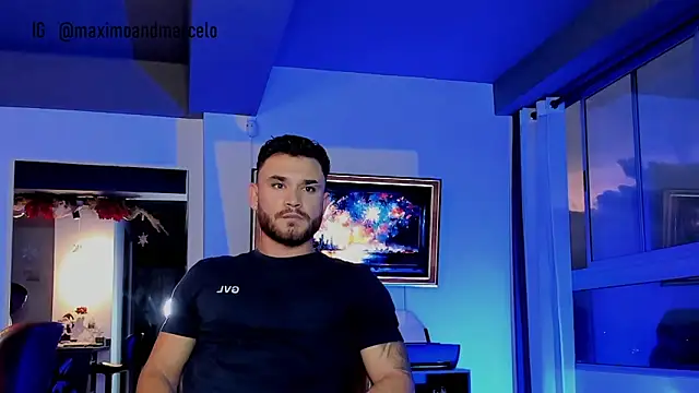 Maximo Marcelo online show from January 2, 11:16 pm