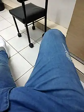 gatmoreno1 online show from February 4, 7:31 pm