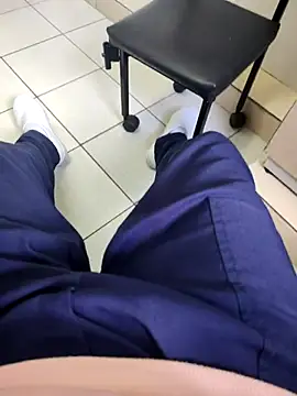 gatmoreno1 online show from November 10, 4:23 pm