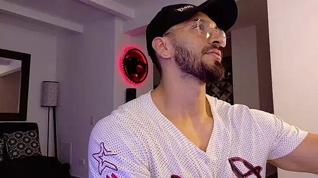 tony muscle online show from November 8, 10:57 pm