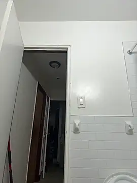 B and K online show from November 28, 8:22 pm