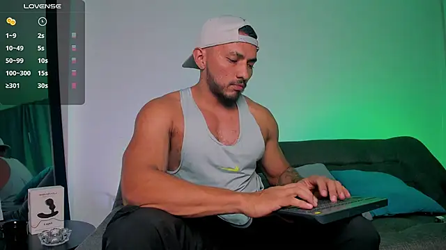 maximusclark1 online show from February 25, 11:11 pm