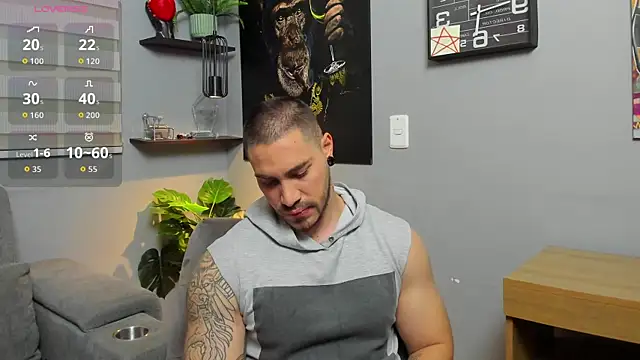 Snapshot of Giorgio-Leone chatting on September 26, 1:47 am Giorgio-Leone online show from September 26, 1:47 am