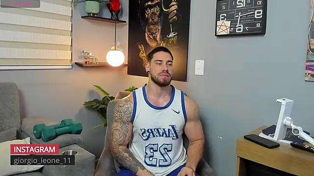 Giorgio-Leone online show from April 24, 11:40 pm