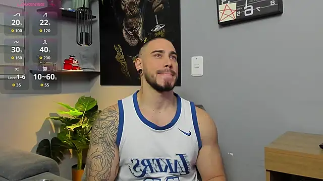 Giorgio-Leone online show from December 22, 12:41 am