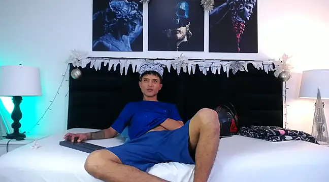 Edward Milleer online show from December 9, 2:40 pm
