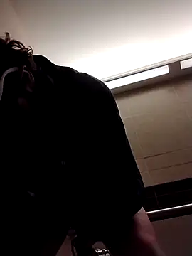 axelongshaft69 online show from December 19, 5:48 am