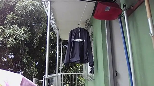 Jestebanano online show from April 15, 2:17 pm