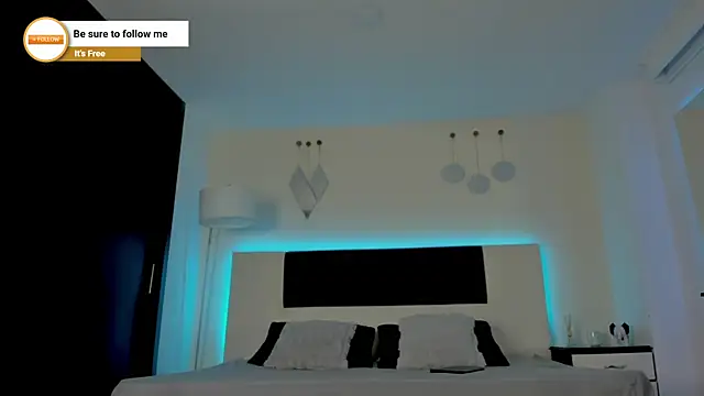 MattDevon online show from December 18, 4:41 am