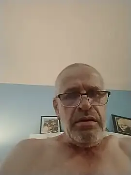 geilerschwanz64 online show from June 12, 8:28 pm