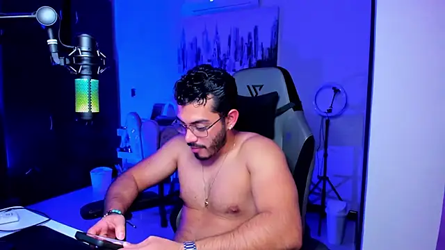 BrunoD31 online show from November 23, 7:19 am