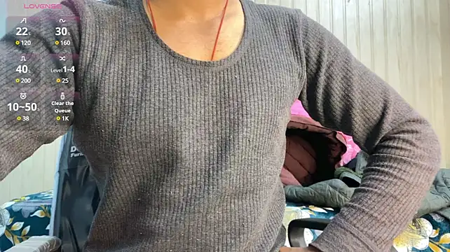 vicky dear love online show from December 9, 7:13 pm