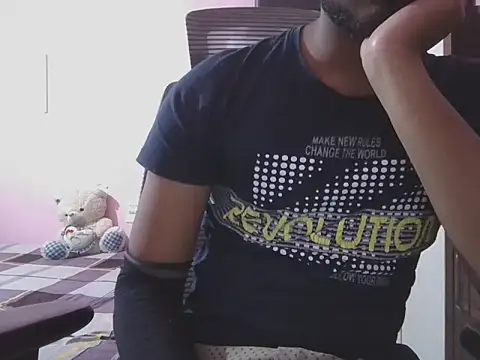 Snapshot of KissesBoyAD chatting on October 13, 7:20 pm KissesBoyAD online show from October 13, 7:20 pm