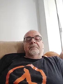 Satiro Sevilla online show from April 11, 4:10 pm