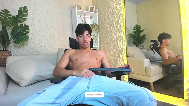 Snapshot of Benjamin_More chatting on March 12, 5:57 am Benjamin More online show from March 12, 5:57 am