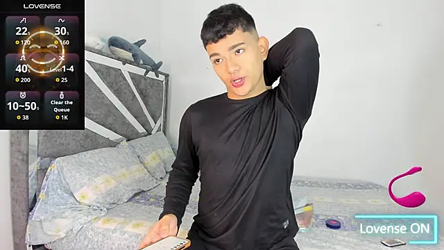 ander deimond  online show from October 15, 1:30 pm