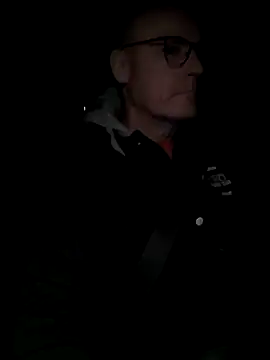 Snapshot of bogland33 chatting on December 14, 2:12 am bogland33 online show from December 14, 2:12 am