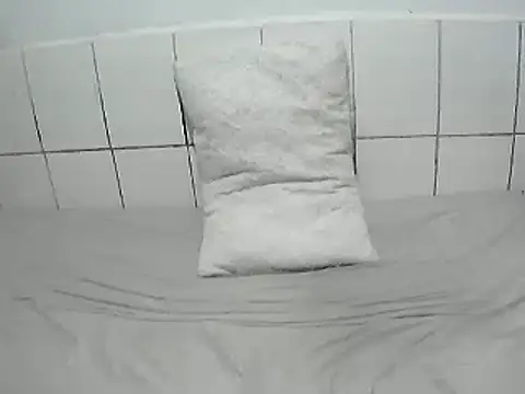 pierdona online show from April 30, 8:57 pm