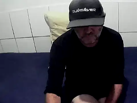 pierdona online show from March 20, 9:07 pm