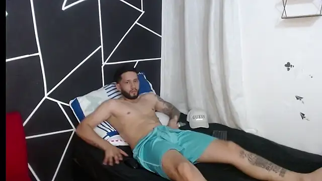 maxXximo777 online show from December 7, 6:10 am