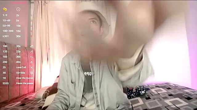 Yellowpokemon23 online show from November 24, 2:12 am