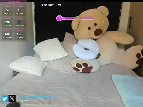 Snapshot of Leo_bunny_hot chatting on December 10, 7:00 pm Leo bunny hot online show from December 10, 7:00 pm