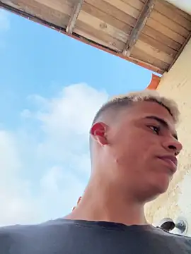 Leo bunny hot online show from April 1, 10:29 pm