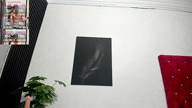 Snapshot of Cristopher23_ chatting on February 13, 8:03 pm Cristopher23 online show from February 13, 8:03 pm
