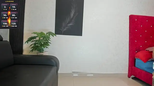 Snapshot of Cristopher23_ chatting on December 3, 8:06 pm Cristopher23 online show from December 3, 8:06 pm