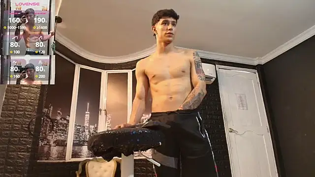 Snapshot of Cristopher23_ chatting on January 8, 7:56 pm Cristopher23 online show from January 8, 7:56 pm