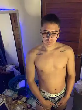 roguer darkk online show from January 28, 10:34 am