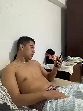 roguer darkk online show from March 3, 1:28 am