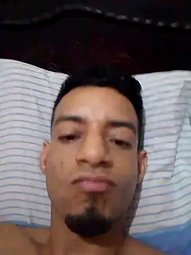 alvaroenriqe23 online show from March 28, 3:01 pm