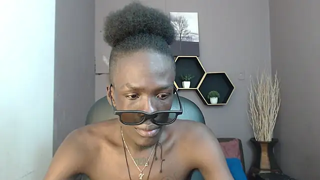 Snapshot of chombo_ath chatting on February 17, 7:21 pm chombo ath online show from February 17, 7:21 pm