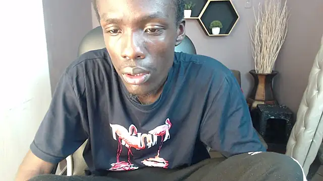 Snapshot of chombo_ath chatting on February 1, 4:14 am chombo ath online show from February 1, 4:14 am