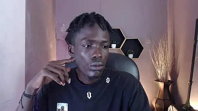Snapshot of chombo_ath chatting on September 8, 7:35 pm chombo ath online show from September 8, 7:35 pm